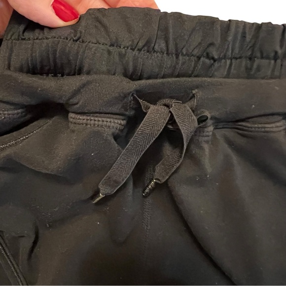 Lululemon Strength and Tone Yoga Shorts Drawstring Pockets Black 6 - Picture 4 of 16